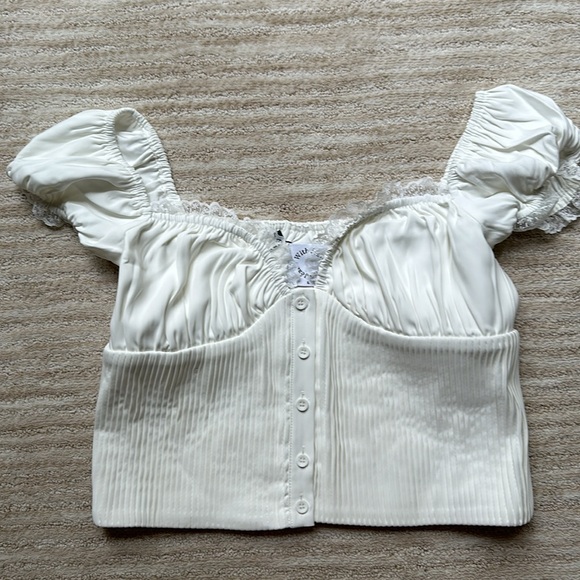 NWT With Jean Remi Milkmaid Top Off Shoulder Crop Top White Size Large - Picture 6 of 16